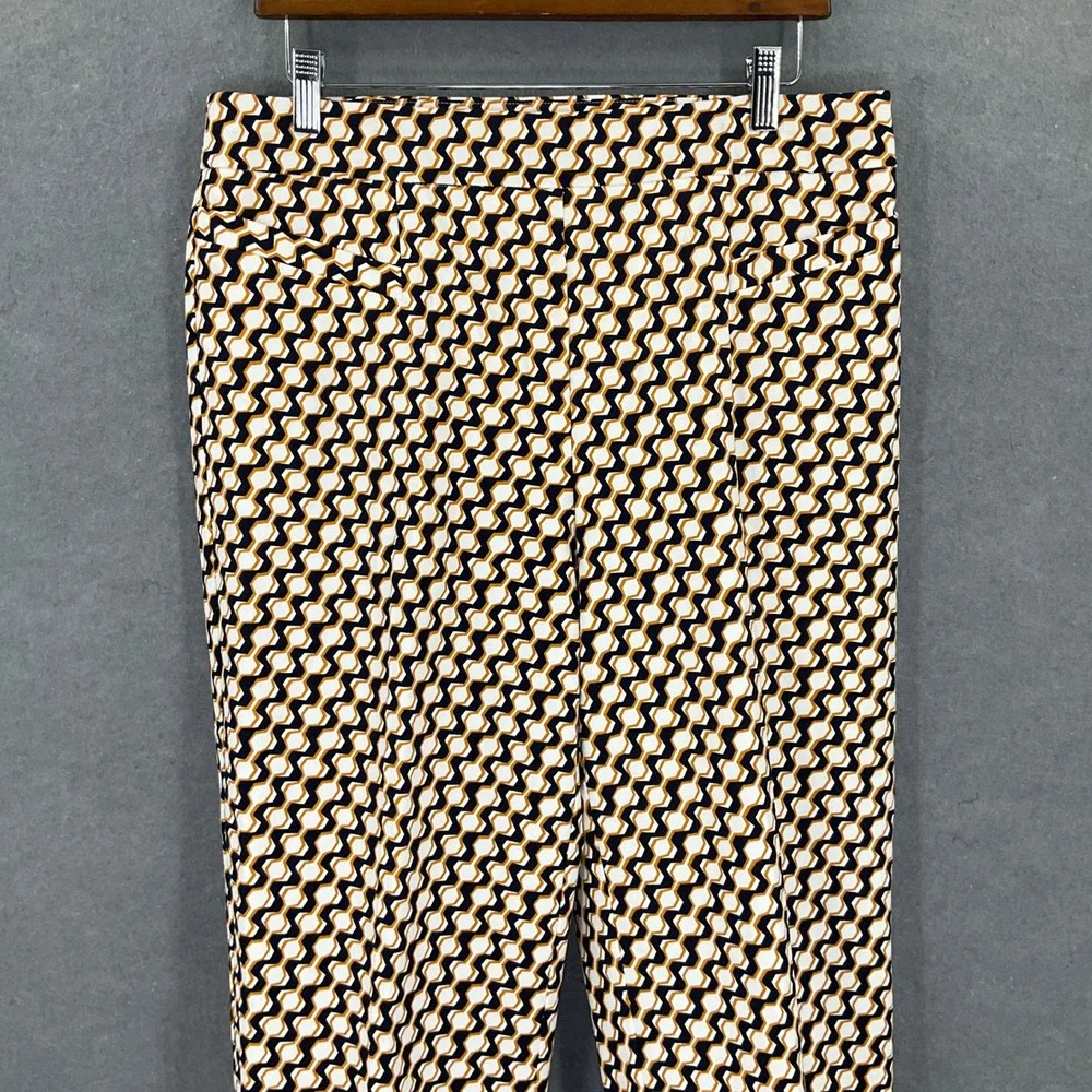 Chicos So Slimming Crop Pants Size 2 US Large Black Beige Geometric Print Career